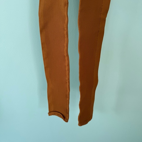 Free People Movement High Waisted Toasted Coconut Rust Orange Leggings Sz XS/S - Picture 8 of 9